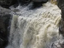 Першотравнева поїздка на Гадельшу - водоспад у всій красі, Біля багаття водоспад