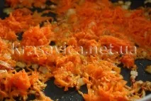 Розсипчастий рис зі стручковою квасолею стручковою