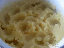 Картопляна запіканка з м’ясним фаршем, з сиром, в духовці. фаршем