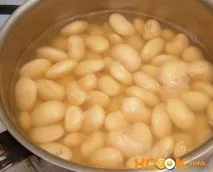 Соті з квасолі з грибами грибами