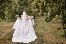 Весільні сукні на прокат у Казахстані весільні