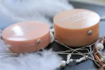 Такі різні тіні Bourjois Intense #03 та Ombre a Paupieris #08 такі