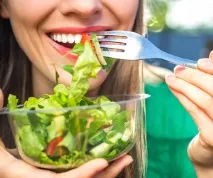 ТОП-9 несподіваних продуктів, які завдають шкодиздоров’ю зубів завдають