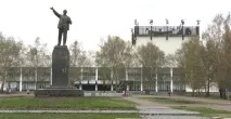 ВУЛИЦІ ЧЕРНИКІВКИ Від Соцмістечка до Шугурівки, Посеред Укаїни соцмістечка