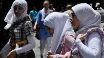 ВЦВГД половина українців не бачить проблеми у носінні хіджабу в школах - РІА Новини носінні