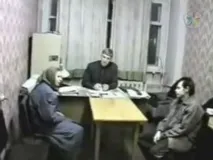 знаменитому
