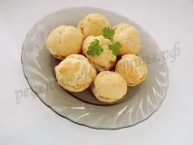 Закусочні профітролі з несолодкою начинкою - пастою оселедець! начинкою