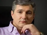 Ані Лорак без макіяжу заспівала для своїх шанувальників відео макіяжу