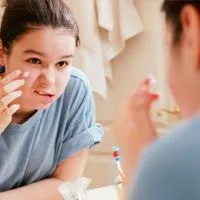 Білі вугрі на обличчі - як позбутися вугри