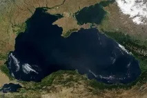 Чорне море стало бірюзовим. чорне