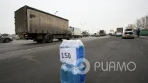 Дорога – не базар коли з узбіччя підуть продавці «незамерзайки» - Акценти - репортажі та аналітика - базар
