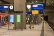 З аеропорту в Кельн, Я мандрую сама Köln