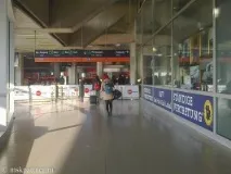 З аеропорту в Кельн, Я мандрую сама аеропорту