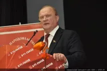 Як аксельбанти на мундирі, що обіцяють партії у передвиборнихпрограмах обіцяють
