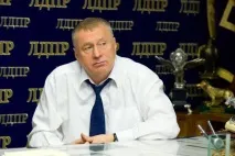Як аксельбанти на мундирі, що обіцяють партії у передвиборнихпрограмах аксельбанти