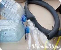 Як прикрасити сад пляшки