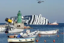 Капітан - Коста Конкордії - втік із судна одним із перших втік