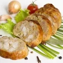 Домашня ковбаса з курчати з перловою крупою домашня