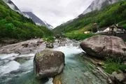 Lavertezzo, Svizzera зовсім