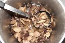 Мариновані маслюки з неочищеним капелюшком рецепти маринування неочищених маслюків двома способами маринування