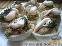 На святковий стіл, Яйця фаршировані, рецепти з фото на 41 рецепт стіл