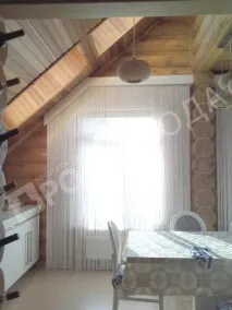 Незвичайні штори карнизи
