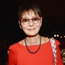 Особлива донька Ірини Хакамади виходить заміж - Навколо ТБ ірини