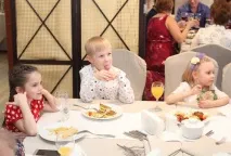 готелю