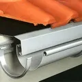 маскою