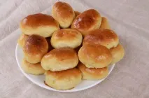Пиріжки з м’ясом в духовці покроковий рецепт з фото, як спекти з дріжджового тіста, смажені пиріжки духовці