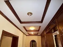 Плінтус стельовий з дерева стельовий