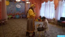 Свято осені для дітей середньої групи «Останнє яблуко» осені
