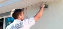 Робота зі штукатуркою допомогою