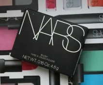 Румяна Nars Gaiety відгук і макіяж, Elia Chaba румяна