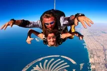 SkyDive у Дубаї де стрибнути зпарашутом, ціна, опис зпарашутом