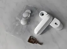 яних