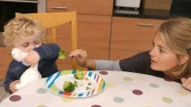 Greșeli tipice ale părinților în dieta copiilor