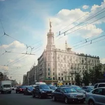 Дві Москви в одному кадрі москви