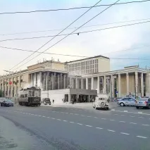 Дві Москви в одному кадрі москви