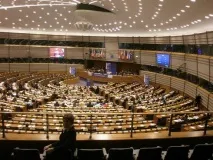 Європарламент як паровозний свисток паровозний