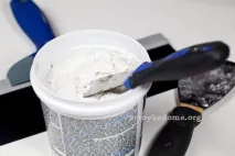 Як шпаклювати стіни під шпалери, фарбування, Відео інструкція фарбування