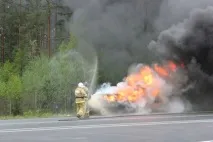Як уберегти автомобіль від пожежі уберегти