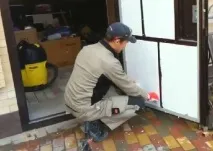 Як утеплити двері в приватному будинку своїми руками двері