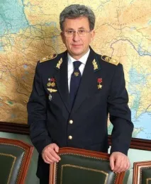 Космонавт Атьков Олег Юрійович біографія, професійна діяльність олег