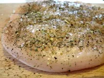 Курячі рулети з м’ятою та томатним соусом - Страви з курки ятою