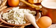 Чи можна давати курчатам різні крупи, трави таовочі давати