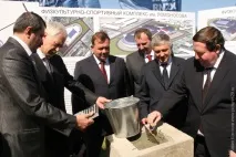 Чи можна змусити чиновників збудувати стадіон Або образи довгопост можна