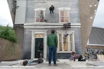 Не вір очам своїм! Дзеркальні ілюзії від Леандро Ерліха (Leandro Erlich) леандро