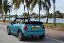 Оновлений компактний преміум-кабріолет - MINI Cabrio компактний