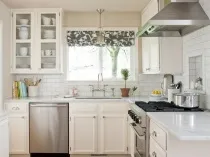 Ce perdele sunt potrivite pentru bucătărie, FOTO exemple de perdele care să se potrivească cu culoarea tapetului și a mobilierului